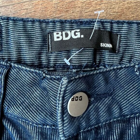 Urban Outfitters BDG | Skinny Blue Corduroy Pants Size 25 women - Picture 2 of 14